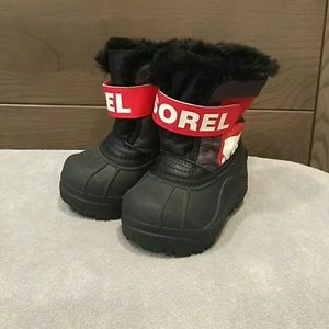 New Sorel Commander Snow Boots size 5